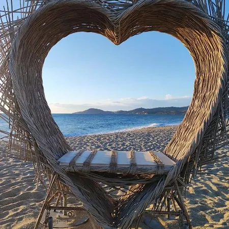 Location Saisonniere Sur Mer *